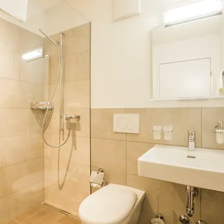 Hotel Schonhalden 3*