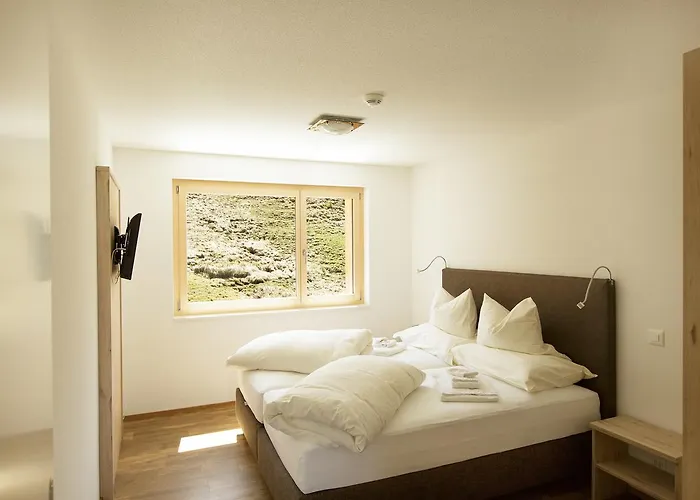 Hotel Schonhalden 3*